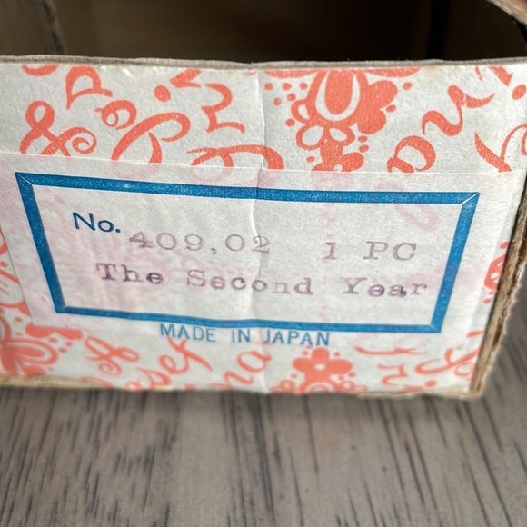 A Josef Original The Second Year Figurine - Picture 4 of 7